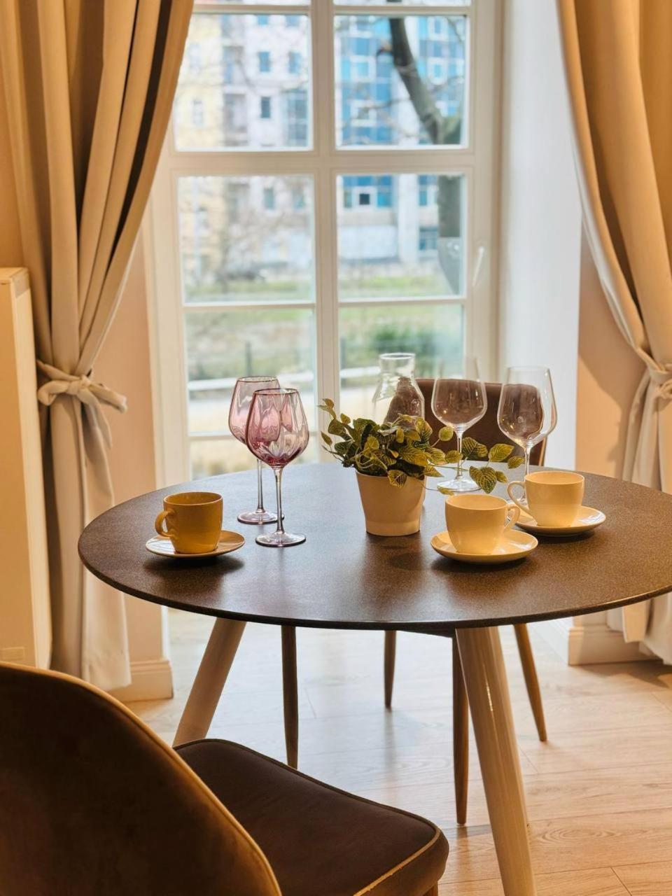 Absyntapartments 24 Rynek Wroclaw Bagian luar foto